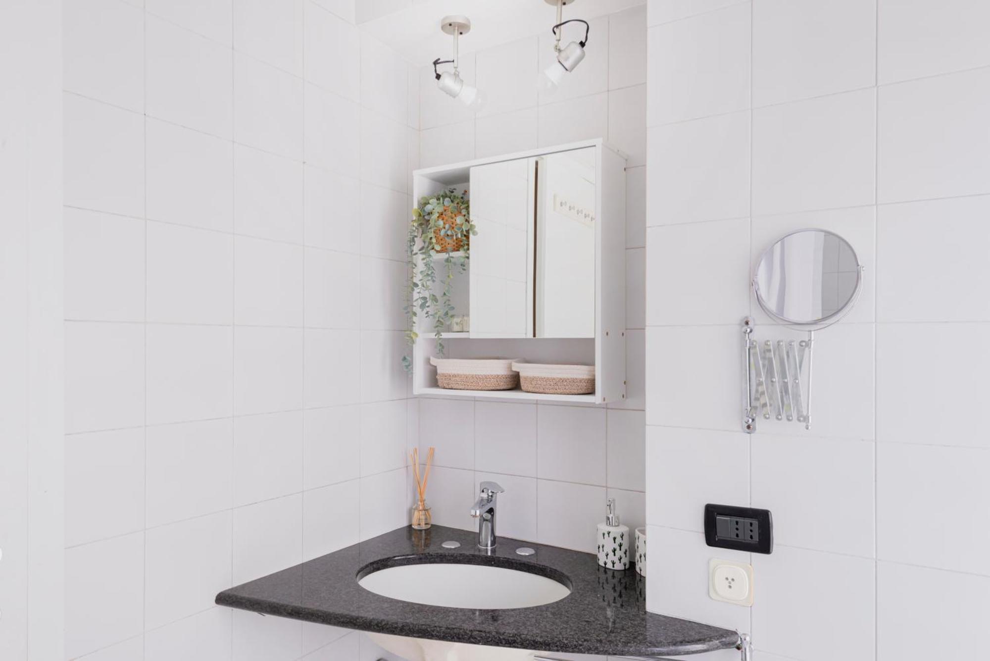 Stylish And Cozy Apt Close To Naviglio Milan Bagian luar foto
